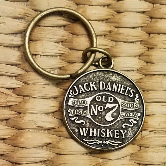 Vintage Jack Daniel's Whiskey Keychain - Picture 1 of 3